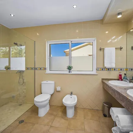 Falesia Blue By Olhos de Agua (Albufeira)